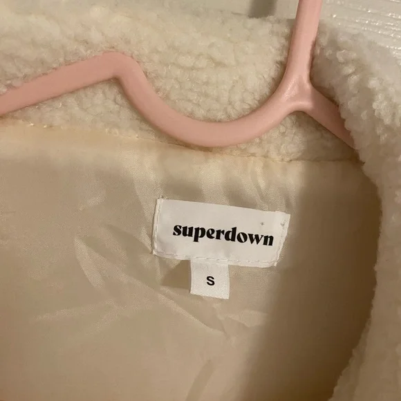 Revolve Superdown Cropped Teddy Jacket Size Small - Picture 2 of 8